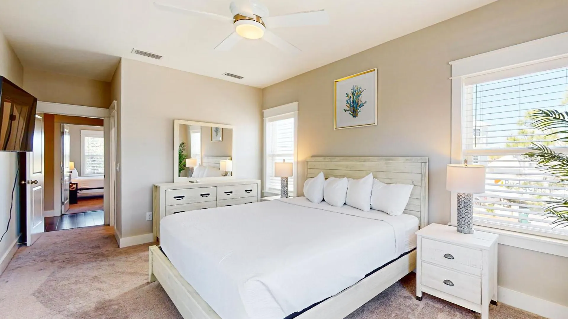 Lagoon Luxury Panama City Beach 0*,